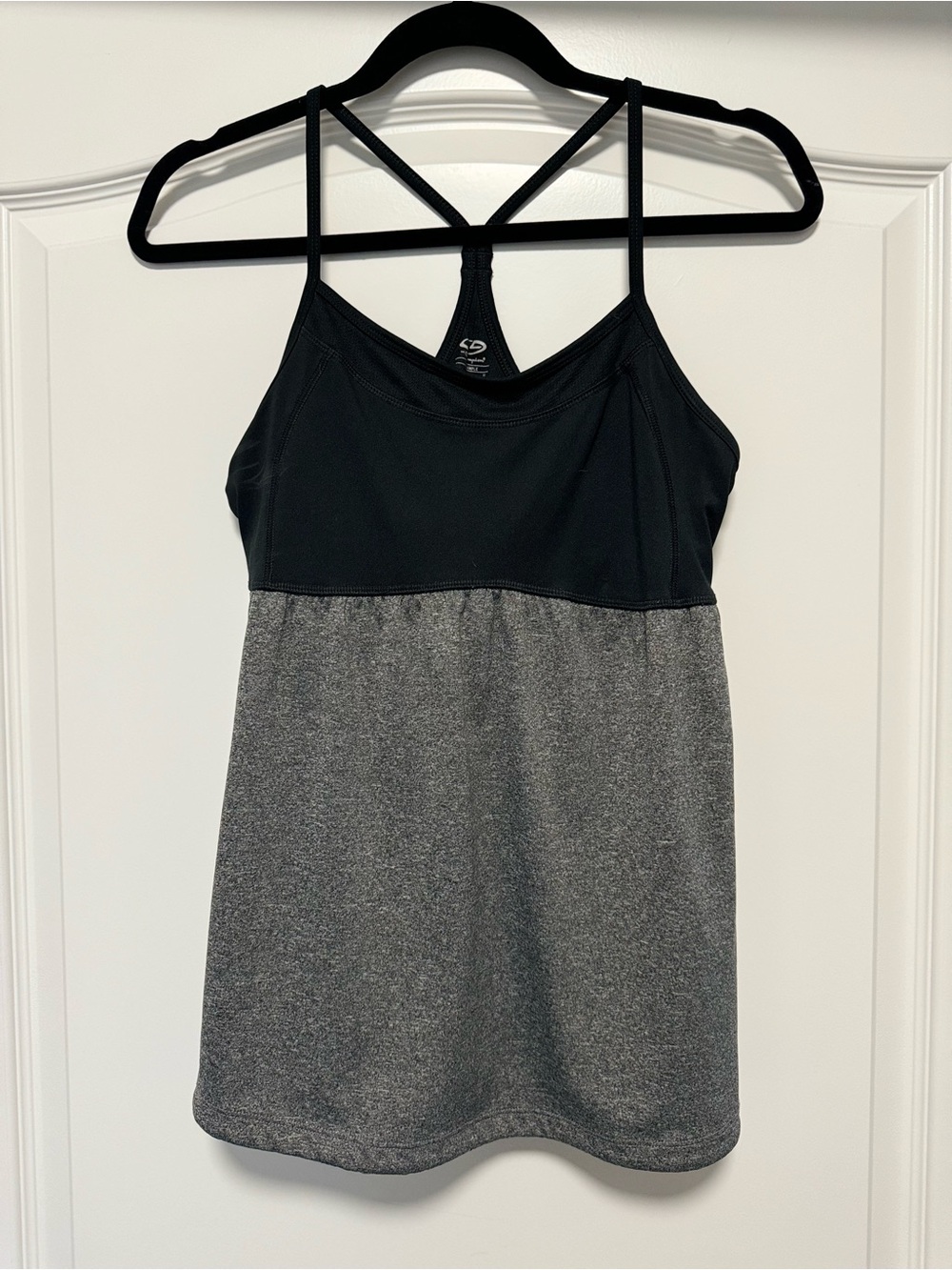 C9 Champion Womens M Black Gray Racerback Athletic Tank Built In Bra Cinch Hem